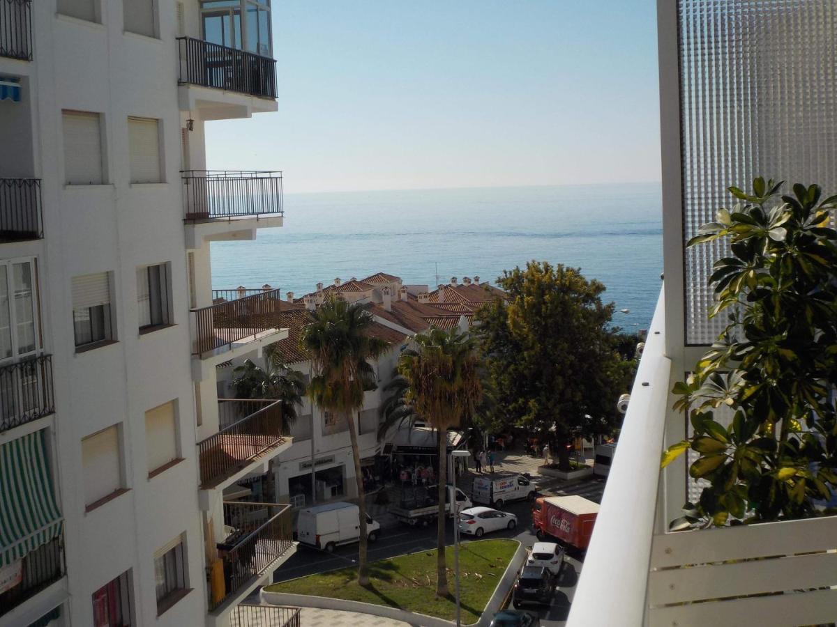 By The Sea Apartment Nerja Bagian luar foto